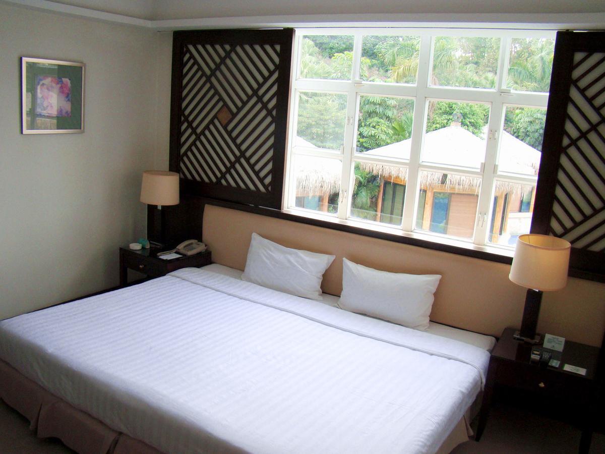 Clifford Golden Lake Hotel Foshan Exterior foto